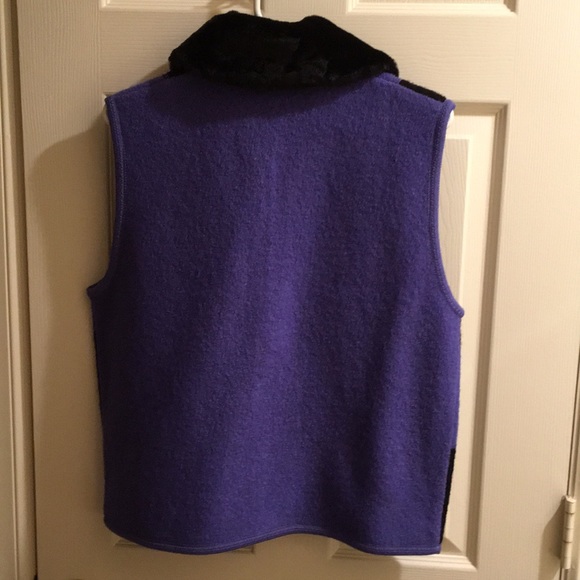 Tally-Ho faux fur trimmed vest - Picture 2 of 7